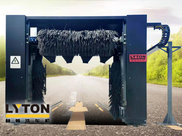 甘肅某客戶選用林頓龍門往復(fù)式全自動洗車機(jī)——快速連續(xù)洗車15-20輛每小時