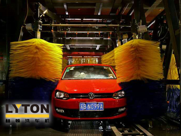 AI已經來臨，人工一去不復返！洗車更便捷電腦控制的電腦洗車機讓洗車成為一種享受！