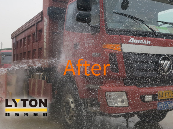 林頓全自動洗車機(jī)工程類清洗設(shè)備讓城市更整潔，生活更美好！