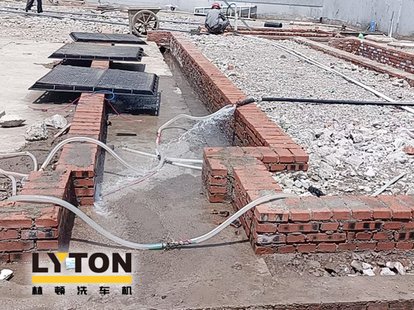 勞動(dòng)創(chuàng)造幸福，實(shí)干成就偉業(yè)！戰(zhàn)高溫、斗酷暑、保交付，林頓全自動(dòng)洗車機(jī)人揮灑汗水在一線 ！