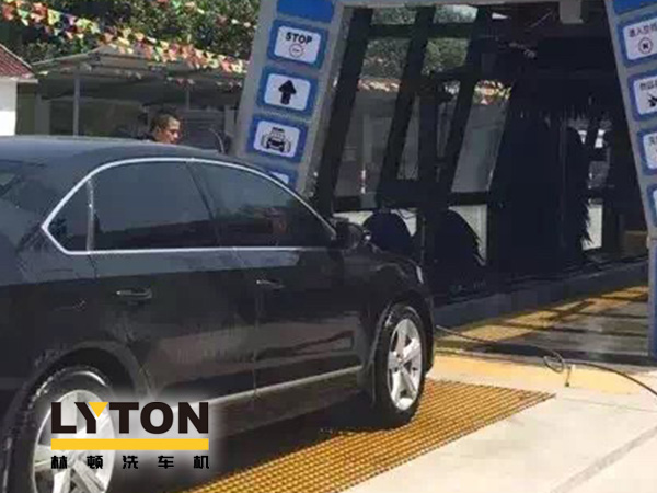 全自動洗車機安裝場所之業(yè)安裝洗車機　增加員工的福利，樹立企業(yè)形象、留住人才、傳播品牌！
