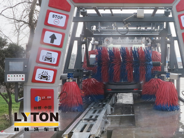 全自動洗車機日常養(yǎng)護不能少----設(shè)備品質(zhì)雖好，但仍需注重維保！